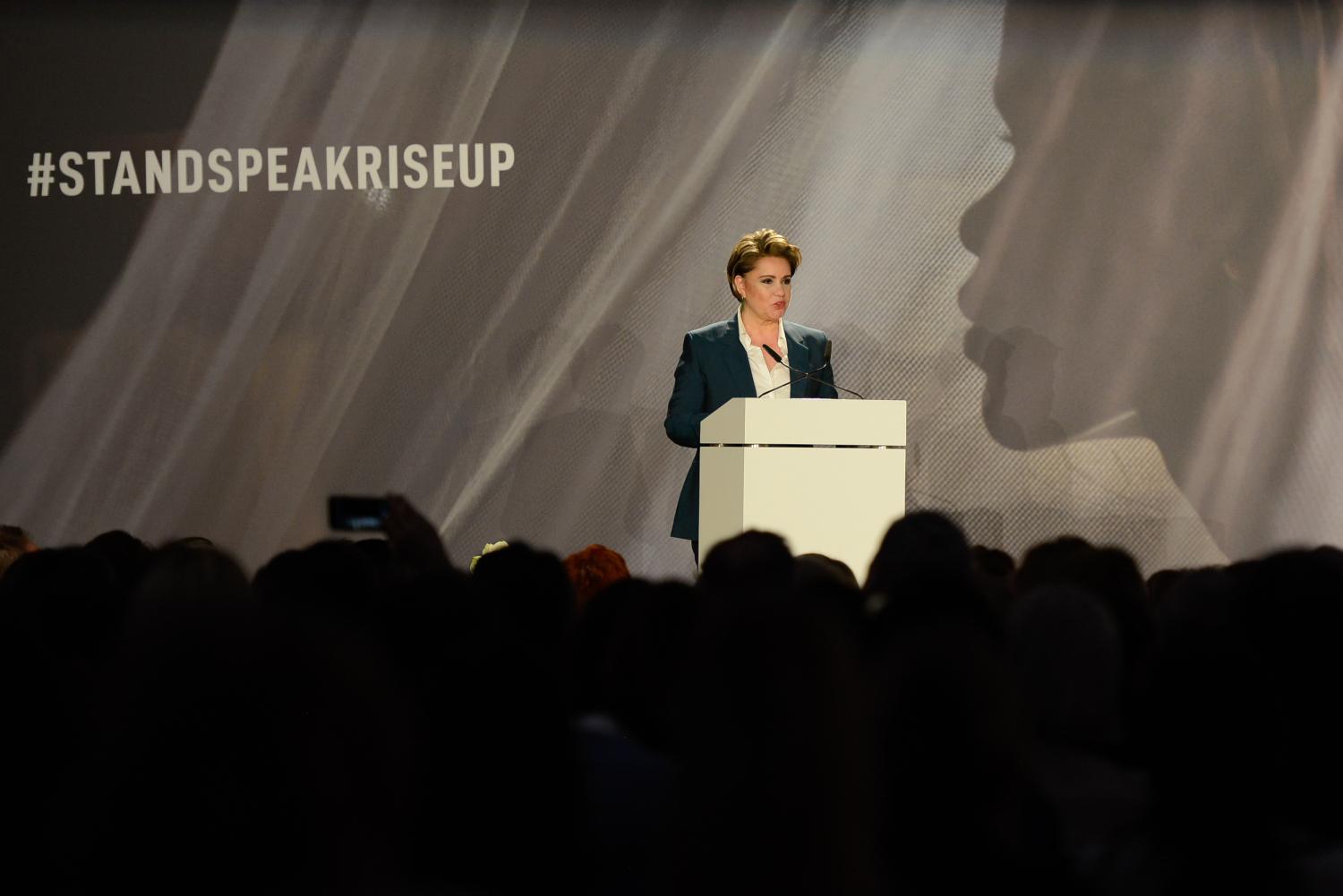 S.A.R. la Grande-Duchesse délivre le discours d'ouverture du forum