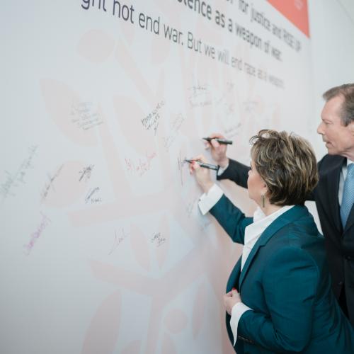 LL.AA.RR. le Grand-Duc et la Grande-Duchesse signent l'appel